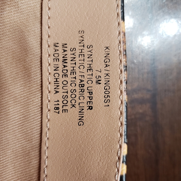 NWOB Steve Madden KINGA Yellow Snake Boots - Picture 5 of 8